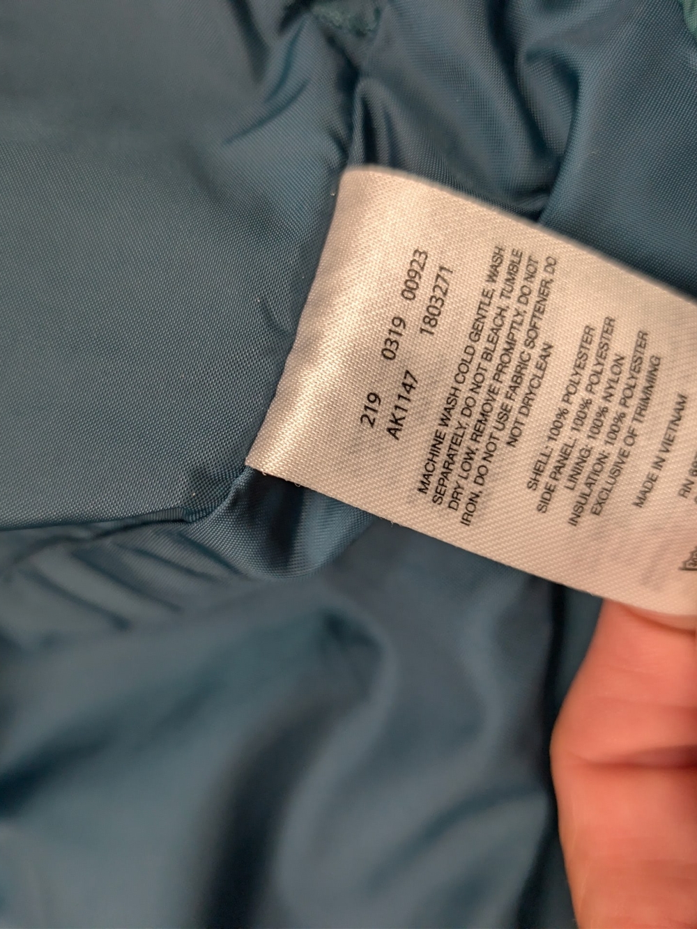Columbia Lightweight Puffer Vest in Teal Green - Picture 6 of 8